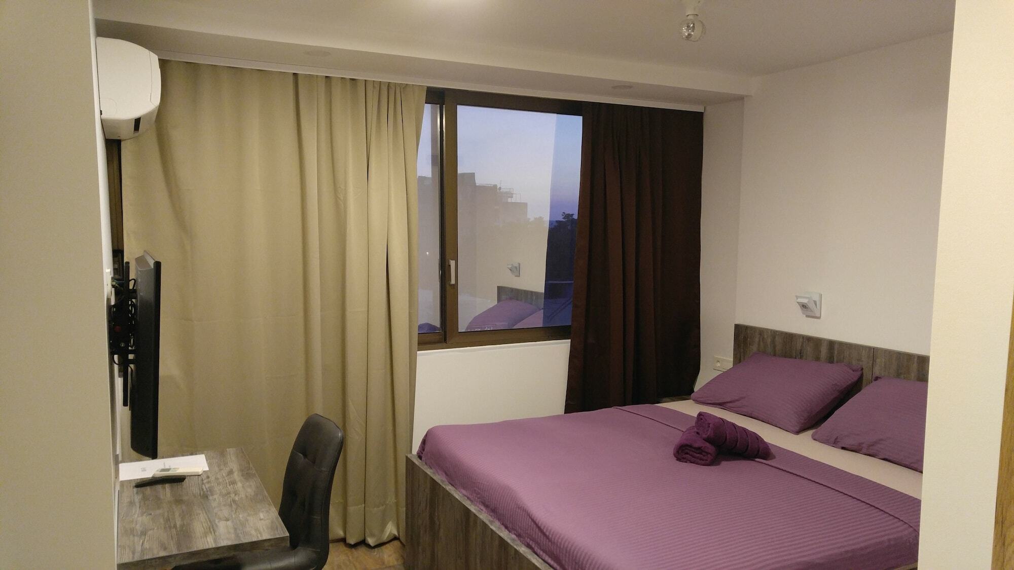 Apinelo Tower Rooms Split Exterior photo